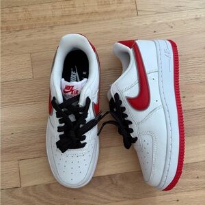 NIKE Sneakers - NWOT